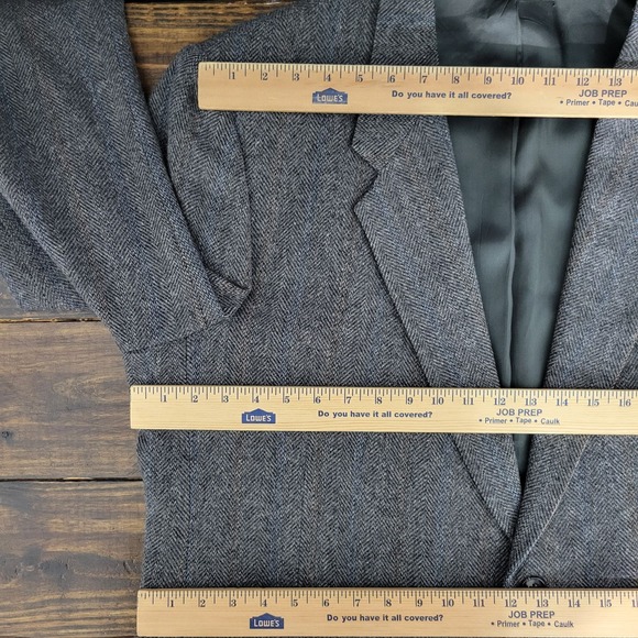 Cricketeer Men's Tweed Sport Coat Two Button Gray Lambs Wool Herringbone 50R‎ - Picture 2 of 16